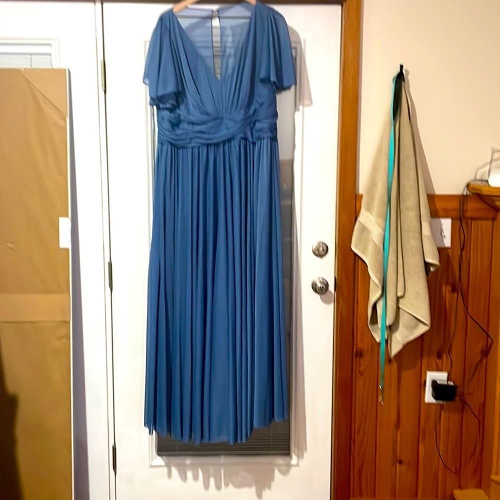Worn Once bridemaida dress from David’s Bridal!